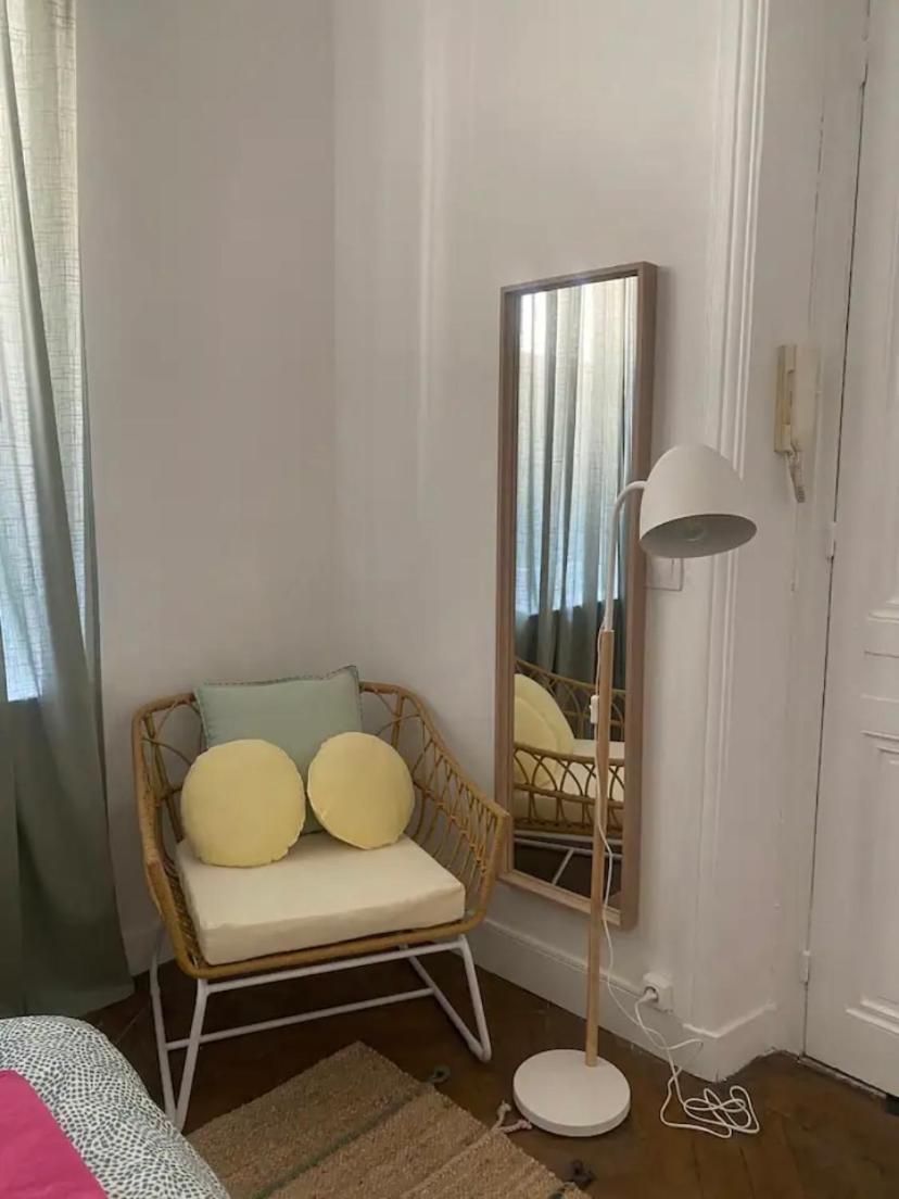 Appartement Moderne Quartier Saint Lazare ปารีส ภายนอก รูปภาพ